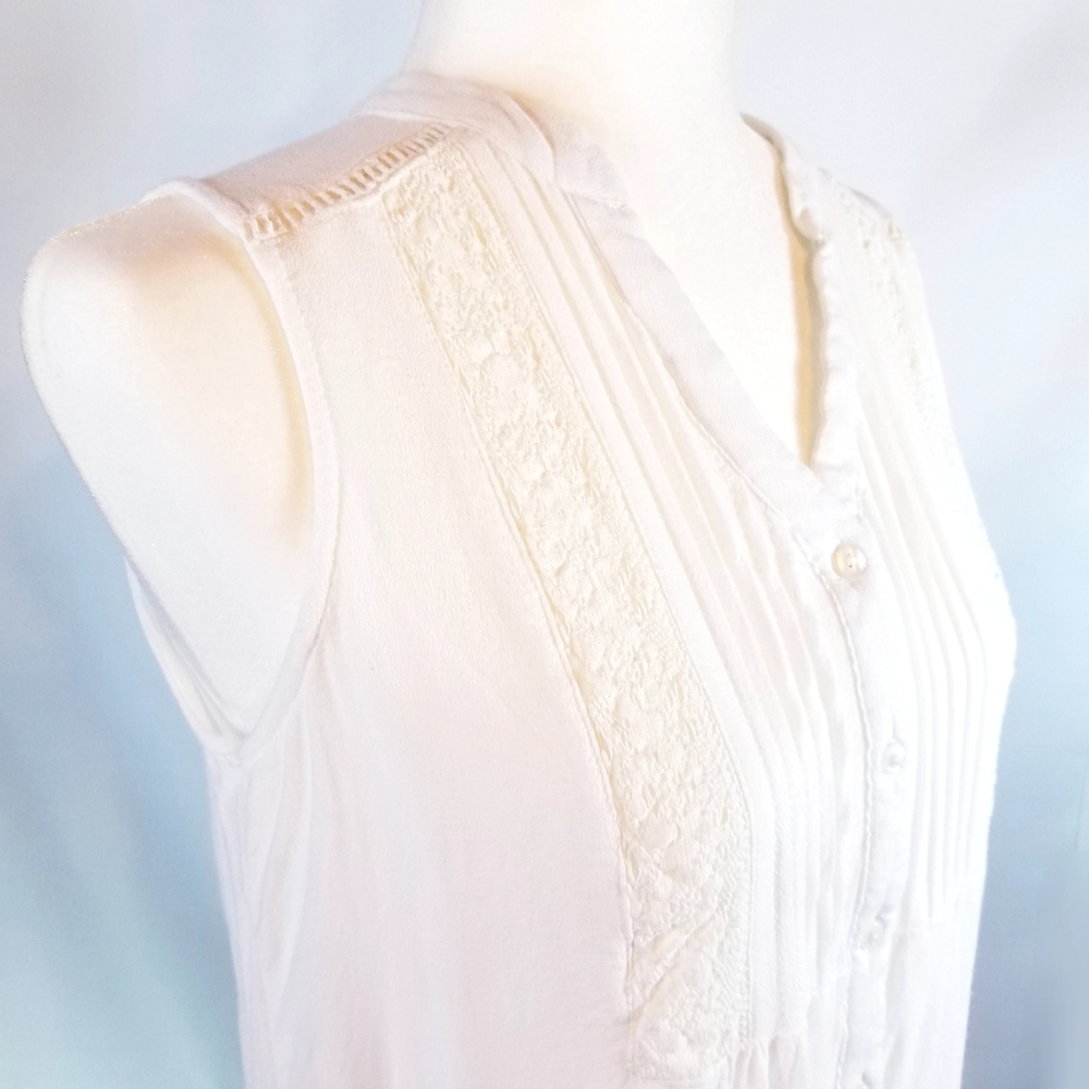 Papermoon | Sleeveless Blouse